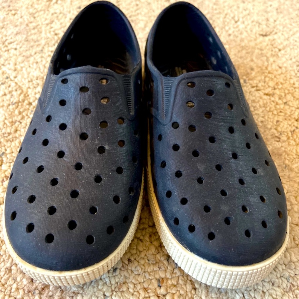 Old Navy Perforated Slip-On Shoes- Toddler Size 11